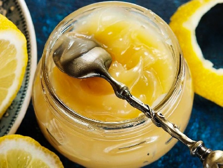 Бърза и лесна лимонова извара с яйца и захар - снимка на рецептата